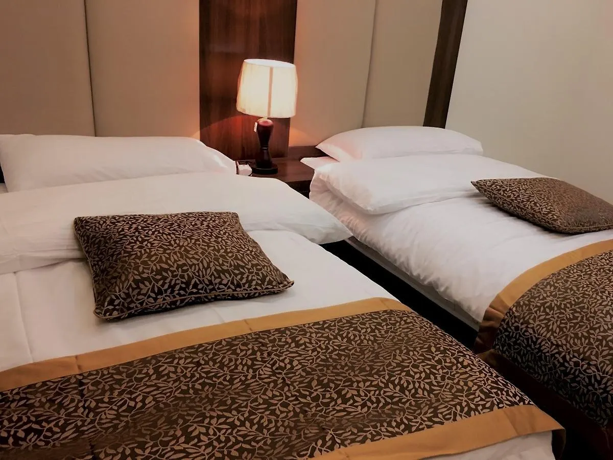 Raha Suites Dammam 2*,  Arabia Saudí